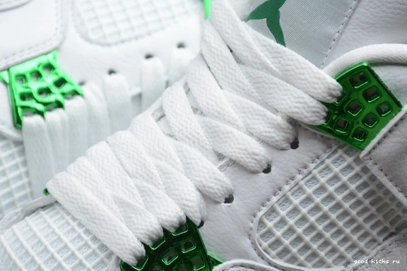 Retro CT8527-113  Green Jordan Air CT8527-113 4 Metallic 0509